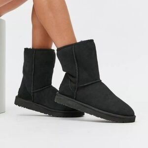 UGG Women's Classic Black Boots Iconic Style Size 8